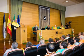 Imposición de la Medalla de Oro de la Universidad de Málaga a D. Antonio Díez de los Ríos. Rectorado. Junio de 2010