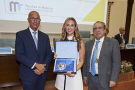 Entrega de premio extraordinario de doctorado a Rocío Lorenzo Álvarez. Celebración del 50 Aniversario de la Facultad de Medicina de la Universidad de Málaga. Facultad de Medicina. Octubre de 2022