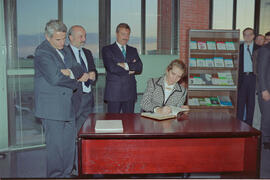 Inauguración de la Facultad de Psicología y la Biblioteca General por parte de la Infanta Elena. Campus de Teatinos, Málaga. Diciembre de 1993