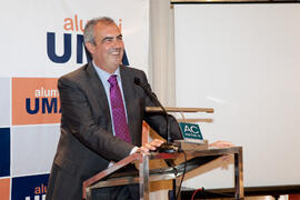 Carlos de las Heras. Nombramiento de la Cofradía de los Estudiantes como miembro de honor de la Asociación de Antiguos Alumnos de la Universidad de Málaga. Foro Alumni-UMA. Mayo 2014