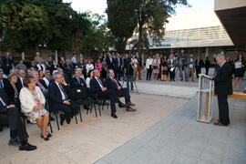 Nikos Kantarzis en la presentación del árbol de Hipócrates donado por la isla de Kos. Facultad de Medicina. Octubre de 2017