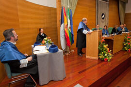 Investidura como Doctor "Honoris Causa" de D. Antonio García-Bellido por la Facultad de Ciencias de la Universidad de Málaga. Rectorado. Marzo de 2015
