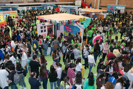Estand de la Facultad de Ciencias de la Salud. Jornadas de Puertas Abiertas de la Universidad de Málaga. Complejo Polideportivo Universitario. Abril de 2018