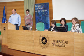 Presentación del catálogo de la exposición "Malaqa, entre Malaca y Málaga". Rectorado. Mayo de 2009