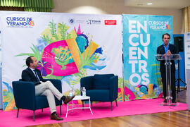 Encuentro con José María Aznar. Cursos de Verano de la Universidad de Málaga. Edificio del Rectorado. Julio de 2018