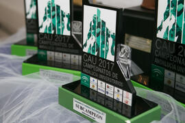 Trofeos a entregar en la Gala del Deporte Universitario 2017. Escuela Técnica Superior de Ingeniería de Telecomunicaciones. Junio de 2017
