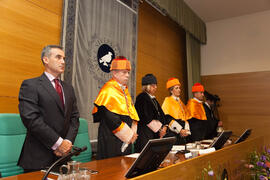 Investidura como Doctor "Honoris Causa" de D. Juan Ramón Cuadrado Roura por la Universidad de Málaga. Rectorado. Junio de 2009