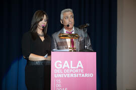 Lola Fenech y Eduardo Bandera. Gala del Deporte Universitario. Escuela Técnica Superior de Ingeniería de Telecomunicaciones. Junio de 2015