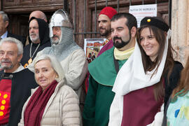 Foto de grupo tras el estreno del documental "Kristina, princesa de Noruega". Covarrubias, Burgos. Octubre de 2015