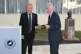 Presentación del árbol de Hipócrates donado por la isla de Kos. Facultad de Medicina. Octubre de 2017