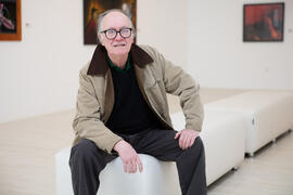Aurelio Díaz Trillo, Buly, en su exposición "Inventario". Centro de Arte Contemporáneo Francisco Hernández, Vélez-Málaga. Febrero de 2019