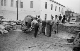Málaga. Obreros en los trabajos de la ciudad. Febrero de 1963